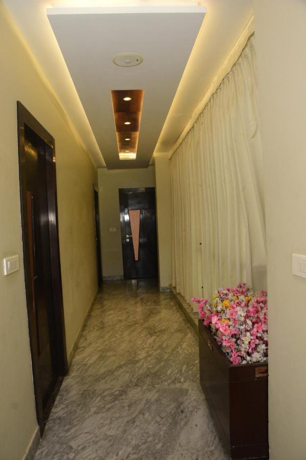 Taj Sojourn Bed & Breakfast Agra  Bagian luar foto