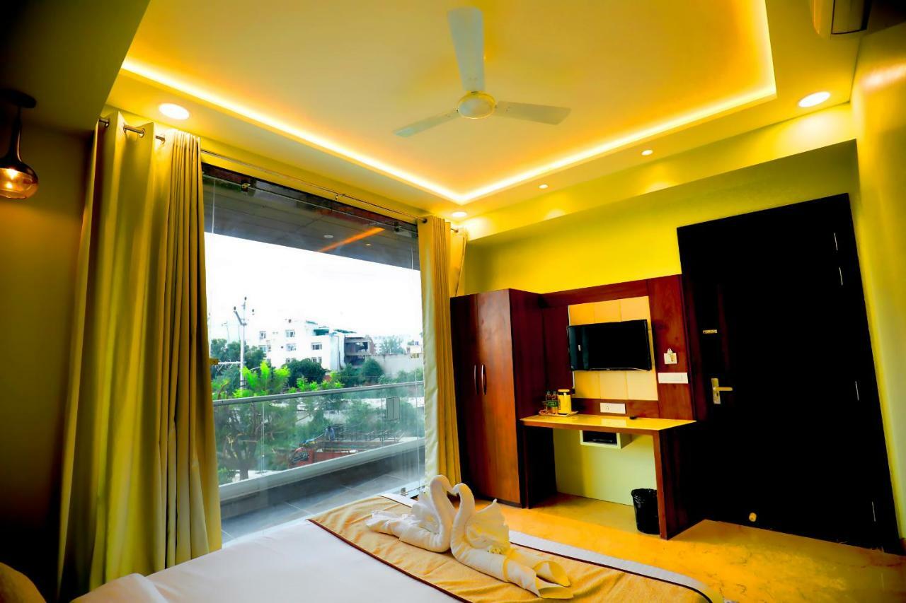 Taj Sojourn Bed & Breakfast Agra  Bagian luar foto
